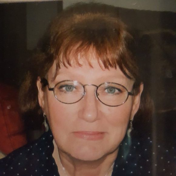 eileenperkin516